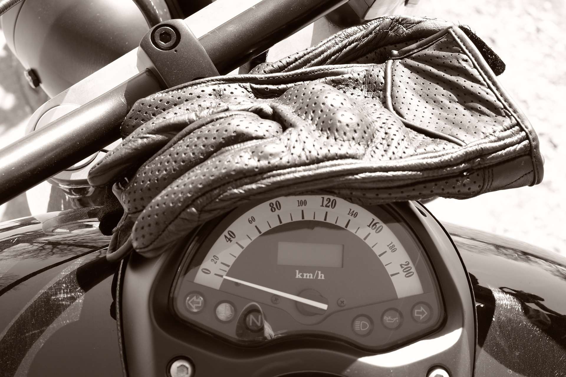 6 types de gants moto : une paire pour chaque occasion